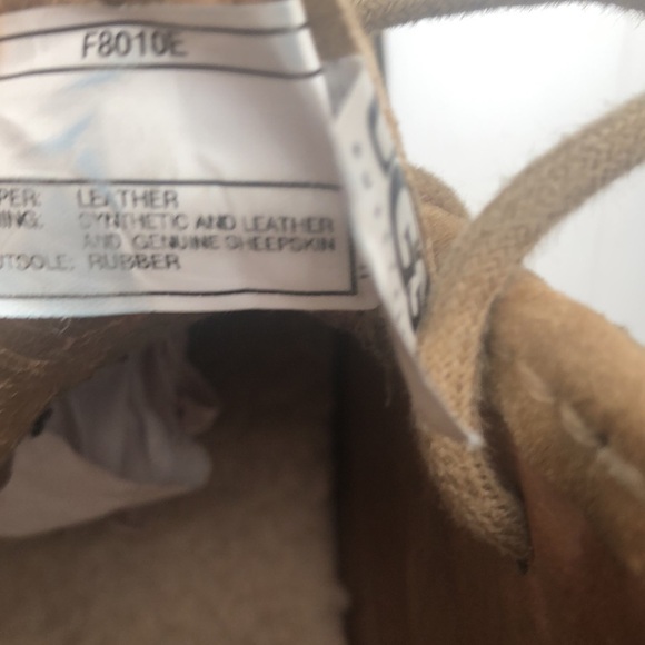 Ugg Australia ankle boots leather upper and rubber soles in khaki camel color - Picture 8 of 11